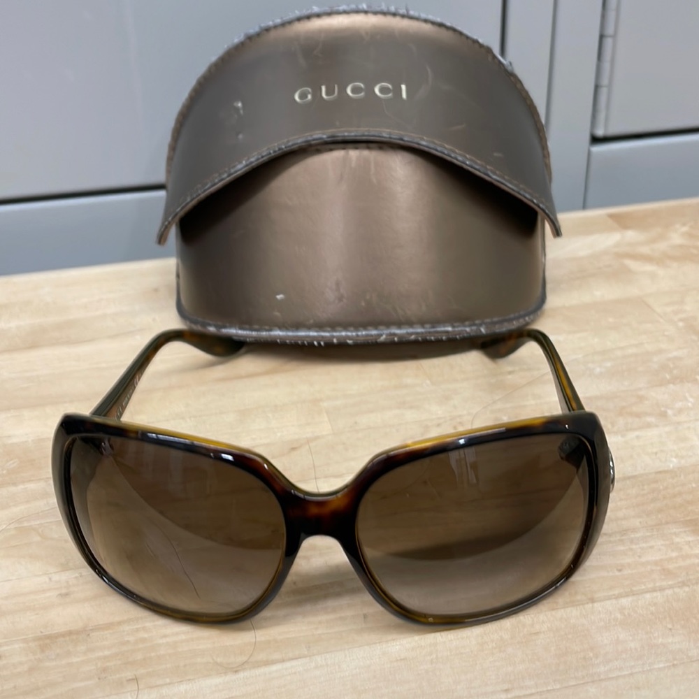 Authentic GUCCI sunglasses with original case